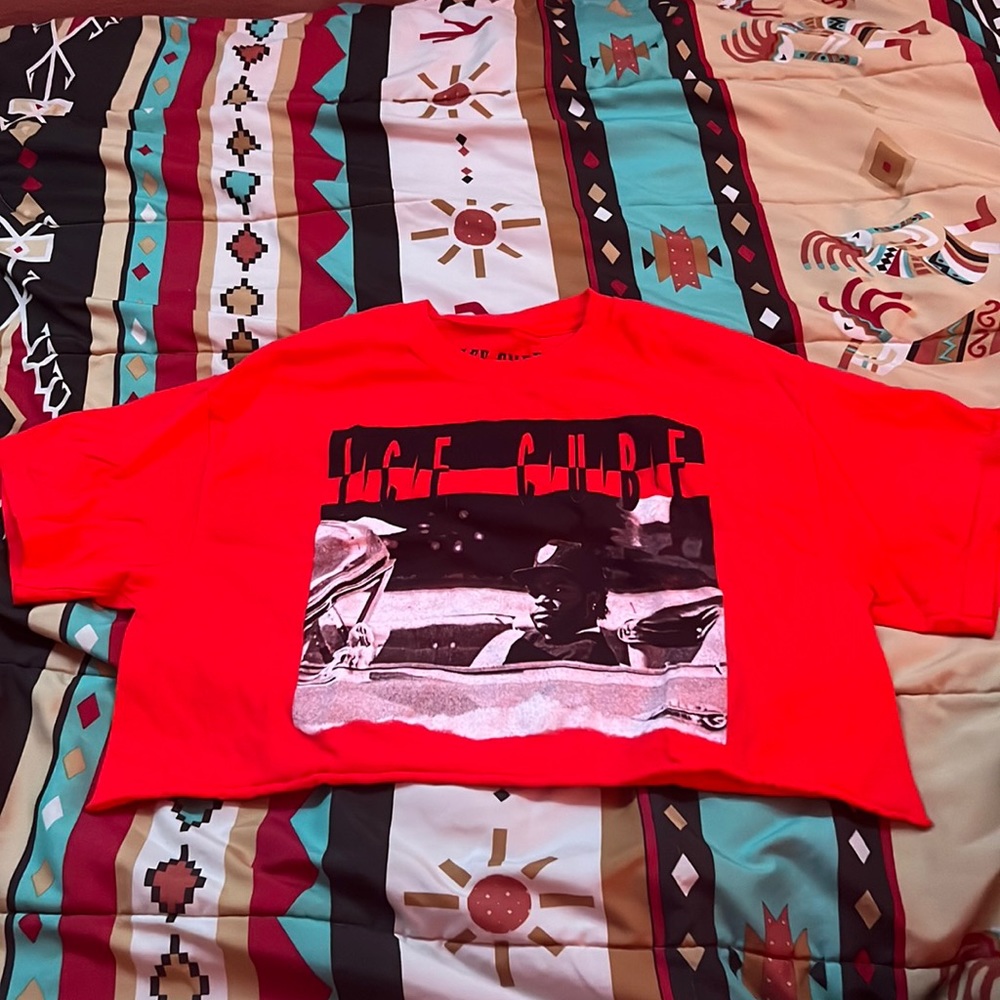 Ice cube crop top